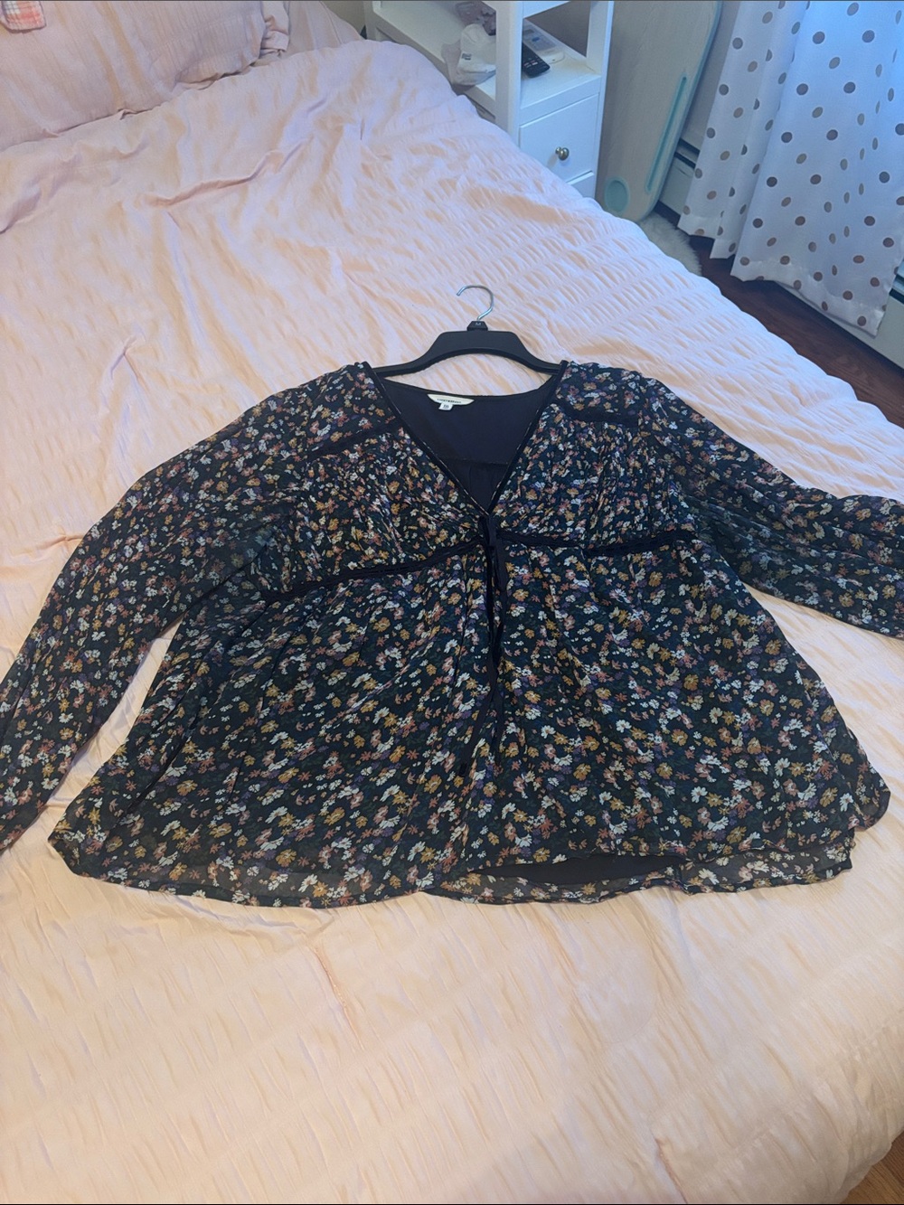 Lucky Brand Black Floral V-Neck Sheer Blouse